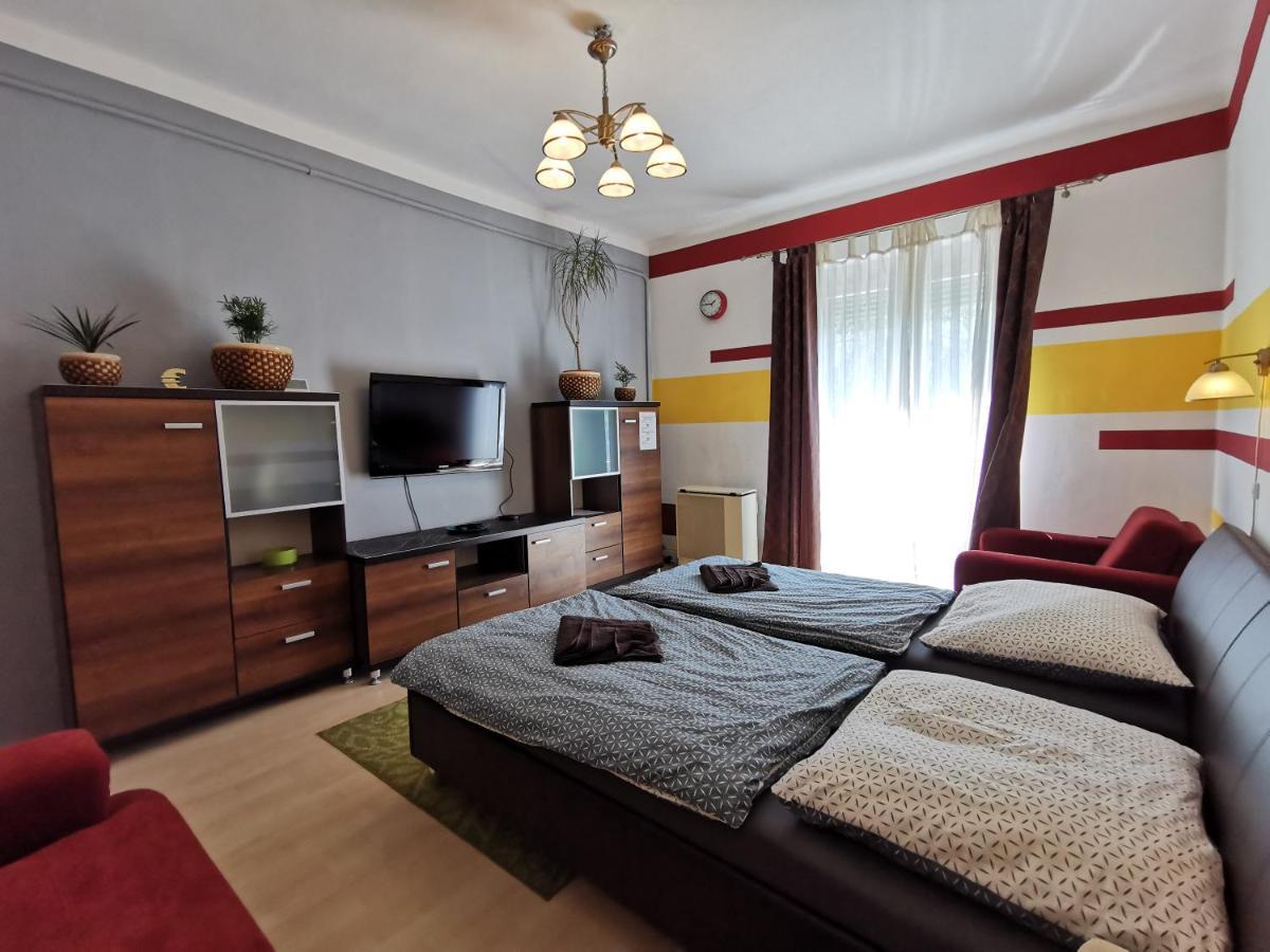 Smart Business Apartman Miskolc Exterior photo